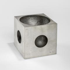 Lorenzo Burchiellaro Lorenzo Burchiellaro Sculpture mod Cubo in Cast Alluminium 70s - 2891453