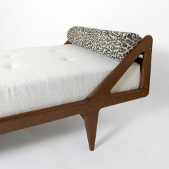 Louis Paolozzi RARE PAIR OF DAYBEDS BY LOUIS PAOLOZZI OAK AND MAHOGANY 1955  - 2634127