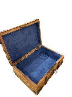 Louis Vuitton 1900s Decorative trunk candy box - 4587108