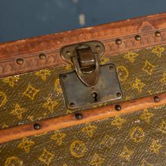 Antique 20th Century Extremely Rare Louis Vuitton malle 