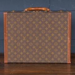 1960s Vintage Louis Vuitton President Briefcase  Louis vuitton, Vintage louis  vuitton, Louis vuitton suitcase