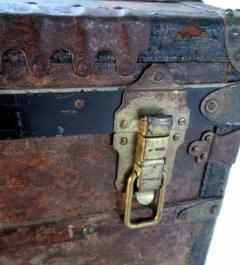 Louis Vuitton An Early Vintage Louis Vuitton Steamer Trunk large - 94727