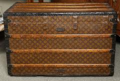 Louis Vuitton C 11 1920s Louis Vuitton steamer trunk - 744584