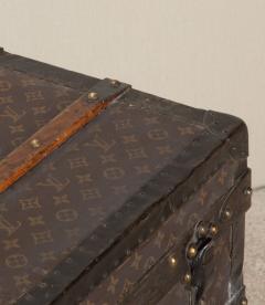 Louis Vuitton Early 20th Century Louis Vuitton Courier Trunk - 4497398