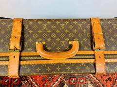 Louis Vuitton Louis Vuitton Monogram Holdall Luggage Bag or Suitcase - 1676559