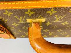 Louis Vuitton Louis Vuitton Monogram Holdall Luggage Bag or Suitcase - 2864994