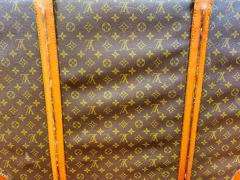 Louis Vuitton Louis Vuitton Monogram Holdall Luggage Bag or Suitcase - 2864996