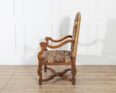 Louis XV Carved Walnut Armchair from Tuscany 18th Century - 4381074