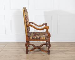 Louis XV Carved Walnut Armchair from Tuscany 18th Century - 4381075