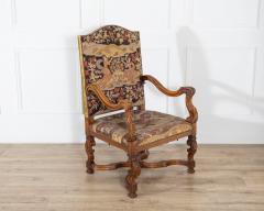 Louis XV Carved Walnut Armchair from Tuscany 18th Century - 4381095
