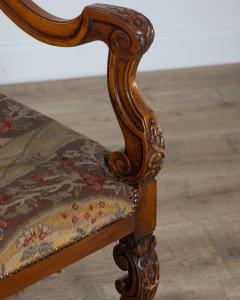 Louis XV Carved Walnut Armchair from Tuscany 18th Century - 4381181