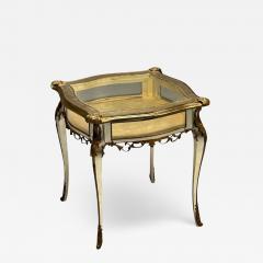 Louis XV Jewelry Showcase Vitrine Table Walnut Bronze Gilt 1920s - 3728281