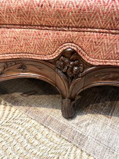Louis XV Style Carved French Daybed - 4361537