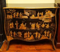 Louis XV Style Chinoiserie Serpentine Chest of Drawers - 3936925