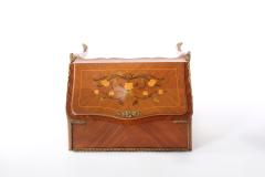 Louis XV Style Ladies Writing Desk Marquetry Details - 1574291