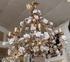 Louis XV Style Marie Antoinette Gilt Metal Porcelain Flower Chandelier - 3862360