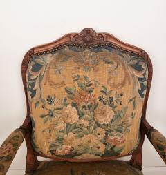 Louis XV Tapestry Armchair circa 1740 - 2613228