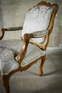 Louis XV Walnut Fauteuil - 384164