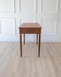 Louis XVI Style Mahogany Writing Desk with Tan Leather Top 20th Century - 4812529