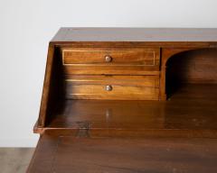 Louis XVI writing desk in walnut 18th century - 4189786