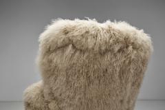 Lounge Chair in Longhair Sheepskin Europe Late 20th Century - 4692007