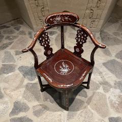 Lovely Handcrafted Chinese Corner Rosewood Arm Chair with Mother of Pearl Inlay - 2230264