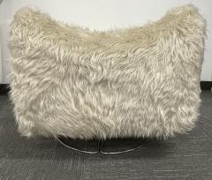 Low Slung Vintage Swivel Chair in New Fur - 2587730