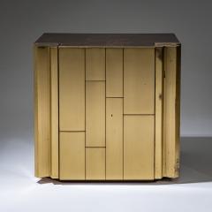 Luciano Frigerio Pair of Bedside Cabinets by Luciano Frigerio for Frigerio di Desio Italy 1970s - 4721427