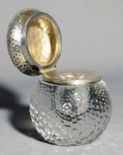 Lucien Gaillard Rare inkwell in carved crystal and worked silver by Lucien Gaillard - 915622