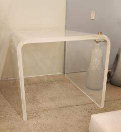 Lucite End Table - 2887386