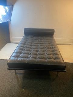 Ludwig Mies Van Der Rohe BLACK LEATHER WOOD FRAME AND CHROME LEG DAYBED IN THE STYLE OF MIES VAN DER ROHE - 2419522