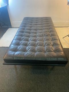Ludwig Mies Van Der Rohe BLACK LEATHER WOOD FRAME AND CHROME LEG DAYBED IN THE STYLE OF MIES VAN DER ROHE - 2419523