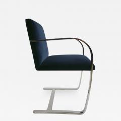 Ludwig Mies Van Der Rohe Brno Flat Bar Chair Upholstered in Navy Velvet Steel Frame - 3490542