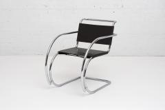 Ludwig Mies Van Der Rohe Ludwig Mies Van Der Rohe Brown Leather MR chair - 1738396