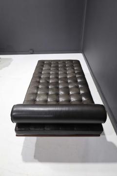 Ludwig Mies Van Der Rohe Mies van der Rohe for Knoll Barcelona Daybed in Black Leather - 2008042