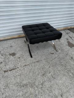 Ludwig Mies Van Der Rohe Mies van der Rohe for Knoll Black Tufted Leather Barcelona Ottoman - 4232298