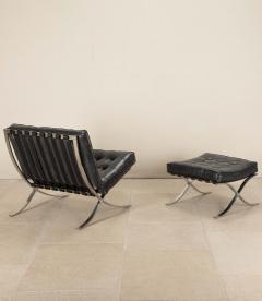 Ludwig Mies Van Der Rohe Pair of 20th Century Easy Chairs in the Style of Mies van der Rohe - 4505402