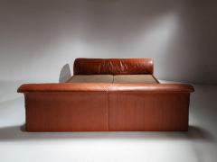 Luigi Massoni Lotus Double Bed by Luigi Massoni for Poltrona Frau - 4726714