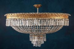 Luxurious Oval Shaped Crystal and Brass Chandelier Italy 1940 - 2219234