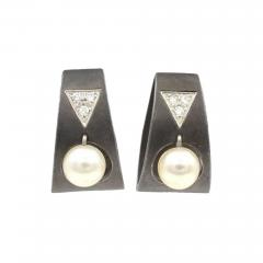 MARSH BLACKENED STAINLESS STEEL EARRINGS WITH PEARLS AND DIAMONDS CIRCA 1930 - 2624771