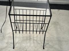 MID CENTURY BLACK IRON MODERNIST MAGAZINE RACK TABLE FLOOR LAMP - 3404688