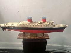 MID CENTURY ILLUMINATED SS UNITED STATES SHIP PLASTIC MODEL - 3746317