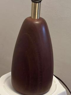 MID CENTURY MODERNIST WOOD LAMP - 3913585