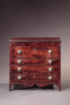 MINIATURE FEDERAL CHEST OF DRAWERS - 3569428