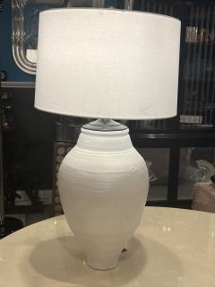 MODERN WHITE PLASTER LAMP - 3374257