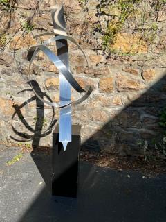 MODERNIST STEEL BAND SPHERE SCULPTURE ON STAND - 2545485