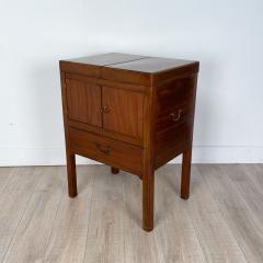 Mahogany Beau Brummell Dressing Table England circa 1800 - 3147203