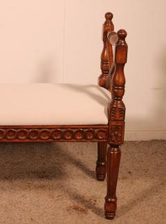Mahogany Window Bench - 4136122