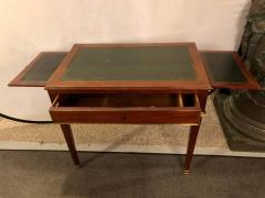 Maison Jansen Diminutive Leather Top Desk with Pull Out Sides and Bronze Mounts Stamped Jansen - 1303461