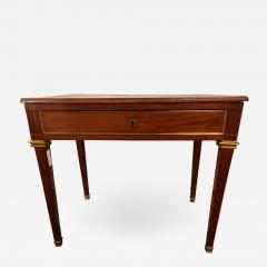 Maison Jansen Diminutive Leather Top Desk with Pull Out Sides and Bronze Mounts Stamped Jansen - 1303503